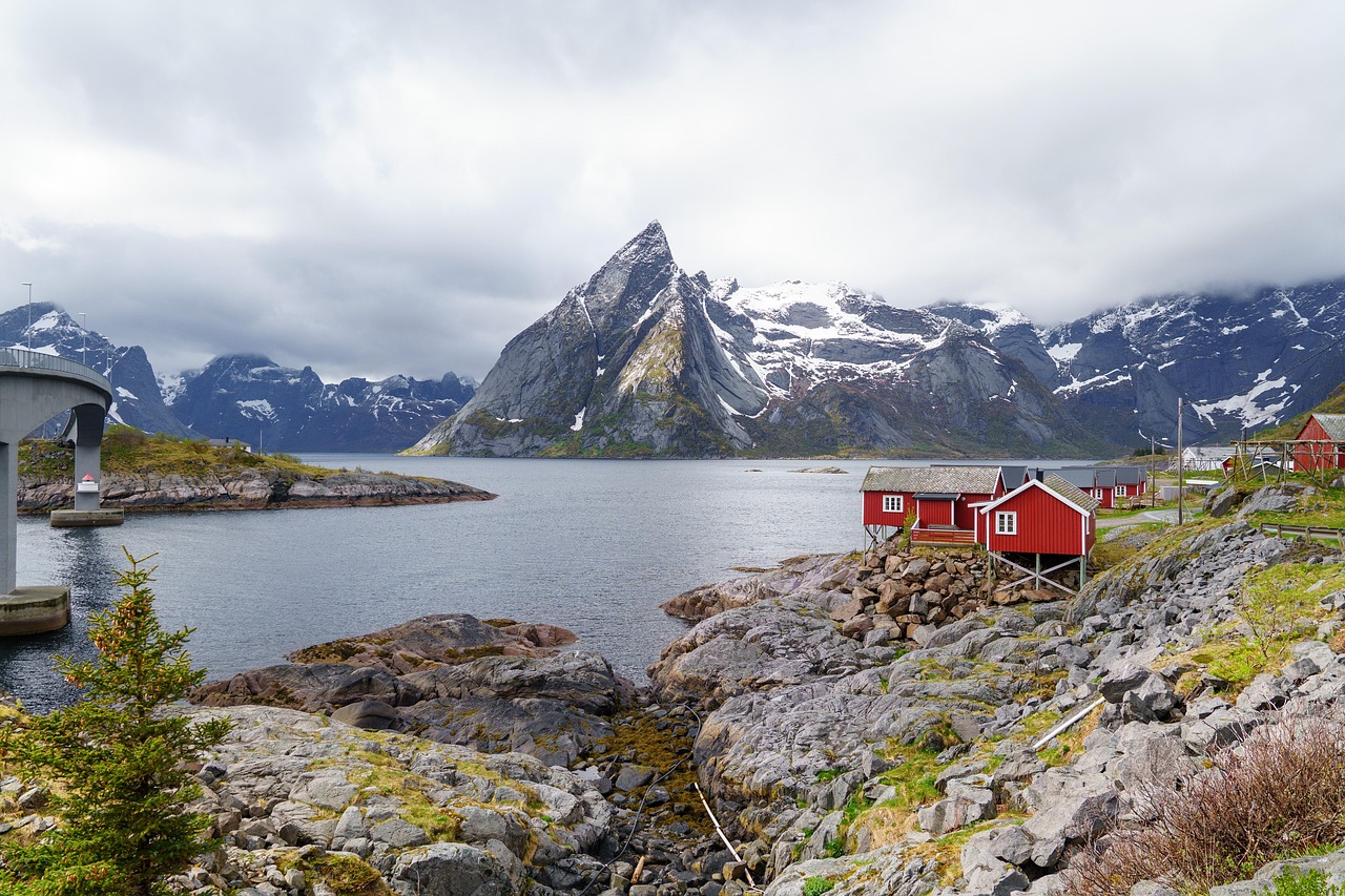 lake, mountains, hut, house, sea, water, landscape, north, arctic circle, lofoten, norway, nature, rock